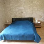 Coussoulesses Bed & Breakfast Anthé