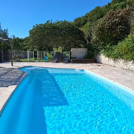 Bed & Breakfast Coussoulesses 3*