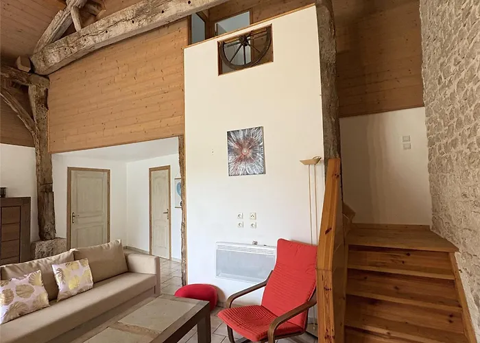 Coussoulesses Bed & Breakfast Anthé