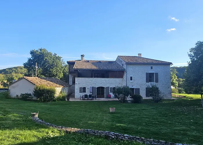 Bed & Breakfast Coussoulesses 3*